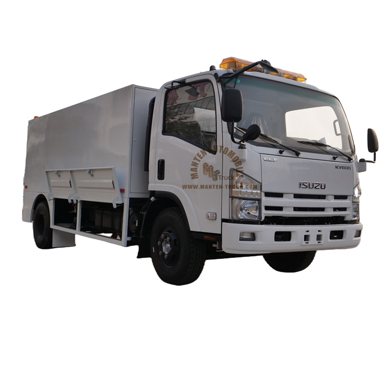 Isuzu ELF 4x2 8m³ Refueling Truck